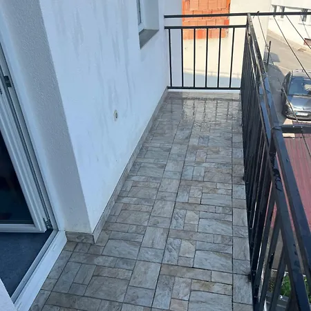 Sah Apartment
